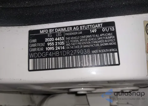 2013 Mercedes-Benz C 250 Luxury/Sport z USA, uszkodzony, nr VIN WDDGF4HB1DR279038